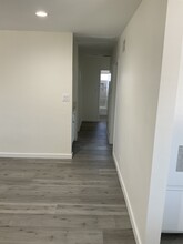 4940 Lennox Blvd, Unit B in Inglewood, CA - Building Photo - Building Photo