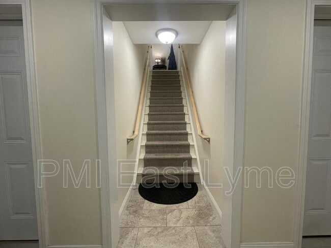 property at 7 Lyme St