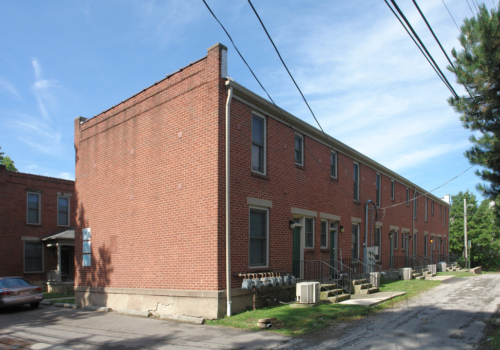 450-460 Helen Ct in Columbus, OH - Foto de edificio