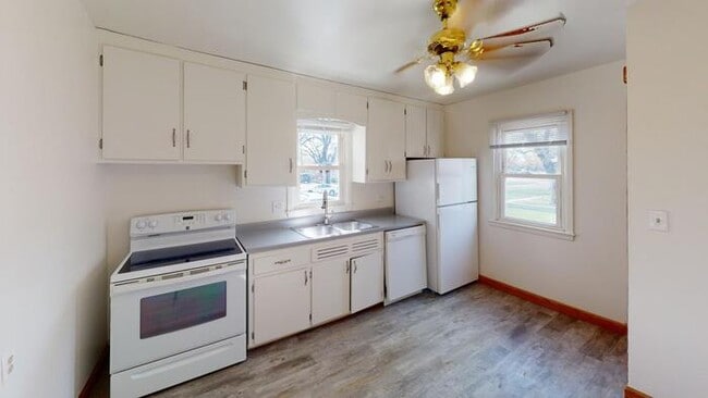 property at 820 N 13th St