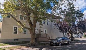 418 Delaware Ave in Albany, NY - Building Photo
