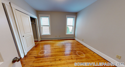11 Beacon St in Somerville, MA - Building Photo - Building Photo