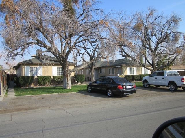 3026 Verde St in Bakersfield, CA - Building Photo