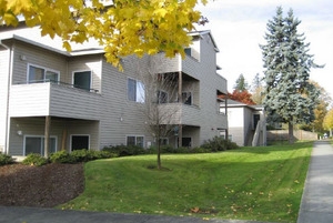 Landmark Apartments in Beaverton, OR - Building Photo - Building Photo