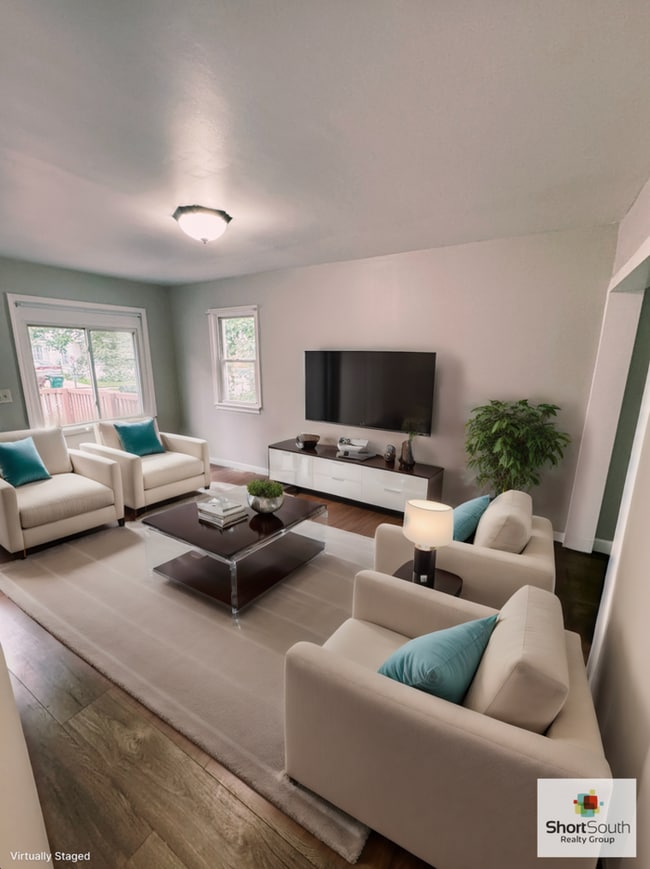 property at 513 S Fairview Ave