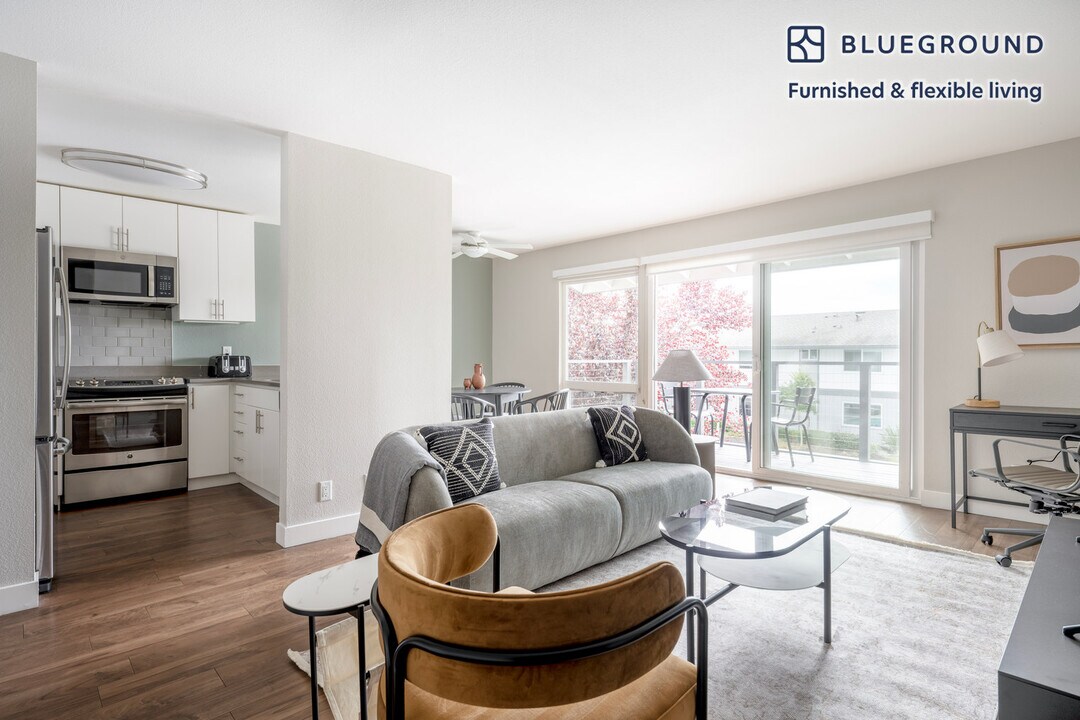 707 Bounty Dr-Unit -FL2-ID1246 in Foster City, CA - Foto de edificio