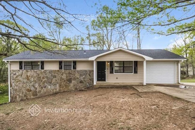property at 4015 N Quail Dr