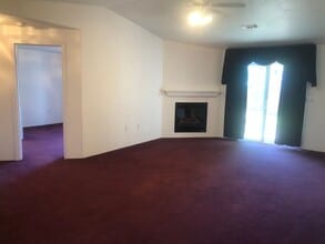3854 Agate Meadows Dr in White City, OR - Building Photo - Building Photo