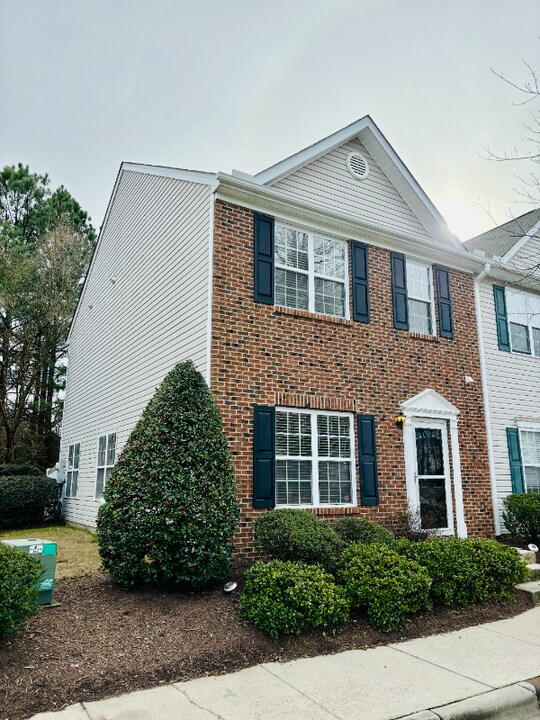 21 Edgebrook Cir in Durham, NC - Building Photo