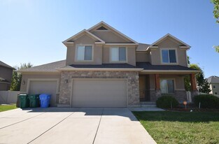 3397 W Chatel Dr in Riverton, UT - Building Photo