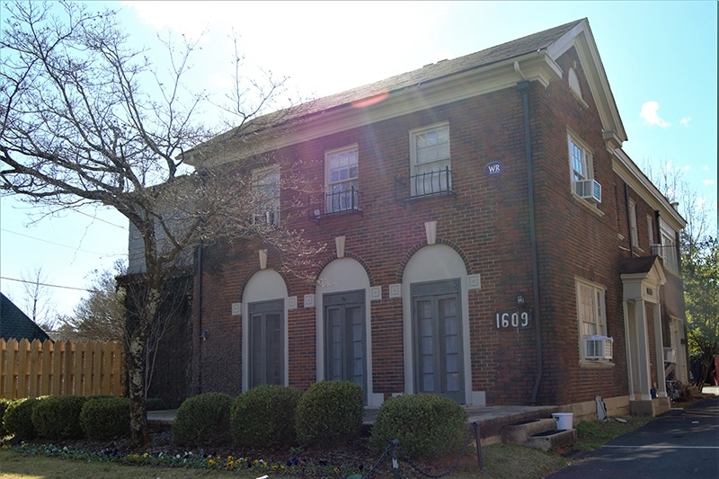 Audubon Manor in Tuscaloosa, AL - Building Photo