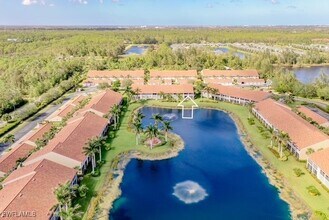 2365 Hidden Lake Ct in Naples, FL - Building Photo - Building Photo