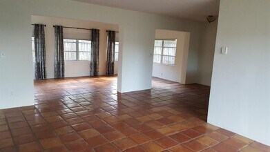 1132 SW 3rd St in Boca Raton, FL - Foto de edificio - Building Photo