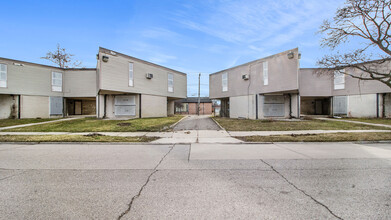 Canterbury Estates in Inkster, MI - Building Photo - Building Photo