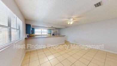 208 Hopkins St in Neptune Beach, FL - Building Photo - Building Photo