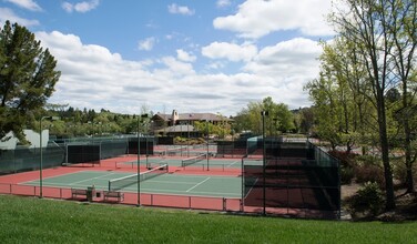 1 Baltusrol St-Unit -177 in Moraga, CA - Foto de edificio - Building Photo