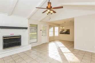 2125 Rockmoor Dr in Fort Worth, TX - Building Photo - Building Photo