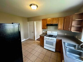 320 North St in Jim Thorpe, PA - Building Photo - Building Photo