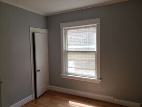 4730 N St Louis Ave in Chicago, IL - Building Photo - Building Photo