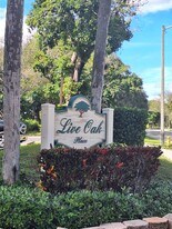 9441 Live Oak Pl, Unit 207 in Davie, FL - Building Photo