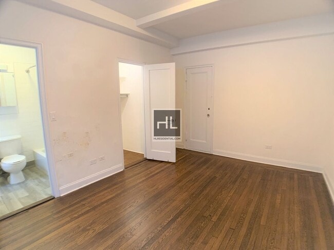 EAST 46 STREET in New York, NY - Building Photo - Building Photo