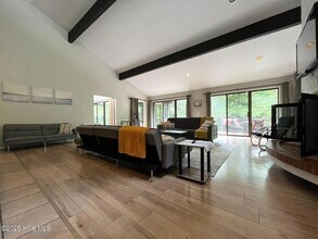 1010 Monticello Dr in Pinehurst, NC - Building Photo - Building Photo