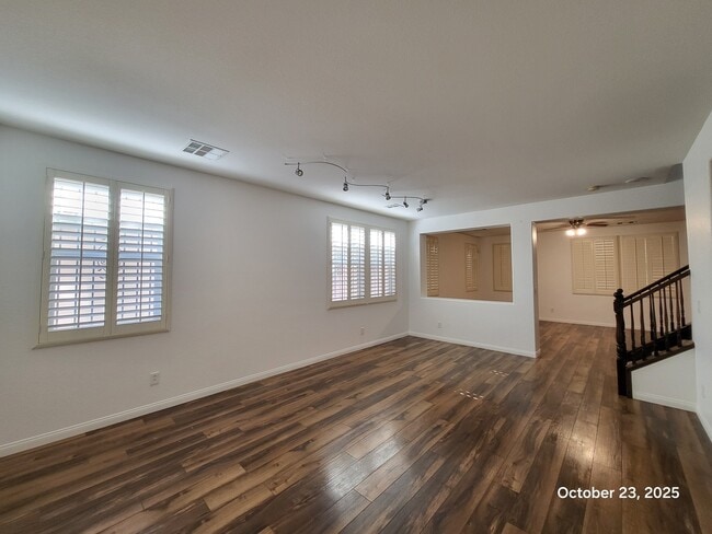 5747 Empress Garden Ct in Las Vegas, NV - Building Photo - Building Photo