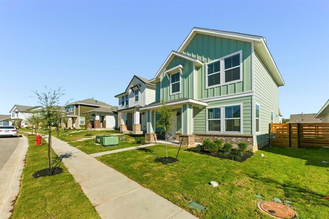 385 Keefer in Kyle, TX - Building Photo - Building Photo