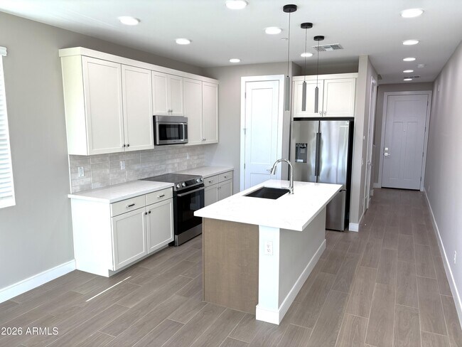 1021 E Pasadena Ave in Phoenix, AZ - Building Photo - Building Photo