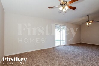 9114 N 56th Ln in Glendale, AZ - Foto de edificio - Building Photo