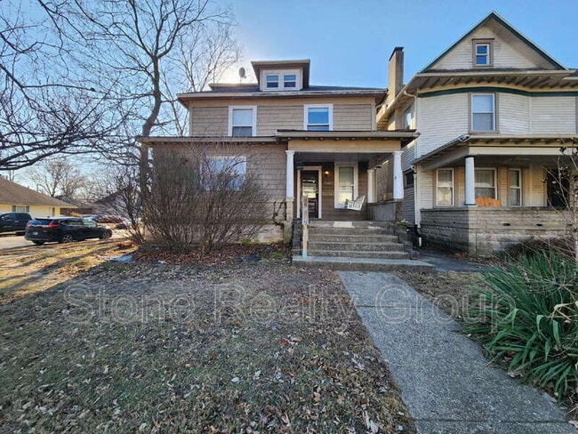 property at 1527 Ohio St