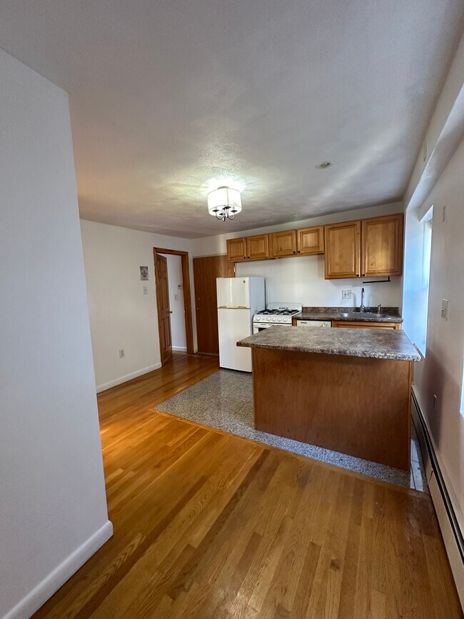 20 Hanover Ave, Unit 3 in Boston, MA - Building Photo - Building Photo