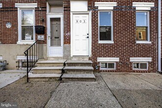 903 Kirkwood St in Wilmington, DE - Building Photo - Building Photo