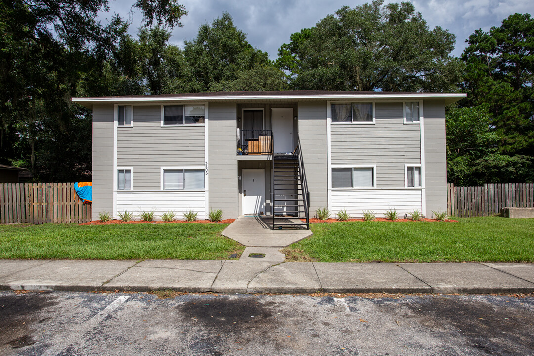 3205 SW 26th Way in Gainesville, FL - Building Photo