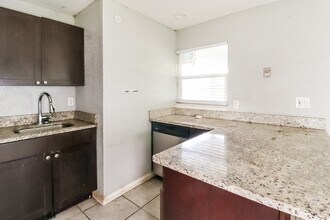 4705 King Cole Blvd in Orlando, FL - Building Photo - Building Photo