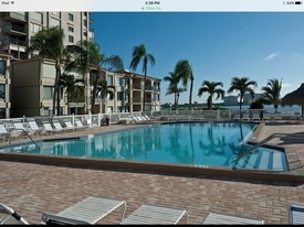 6219 Palma Del Mar Blvd S, Unit 307 in St. Petersburg, FL - Building Photo