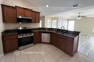 3642 SW Darwin Blvd in Port St. Lucie, FL - Building Photo - Building Photo