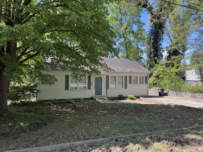 property at 6 Orlando Ave