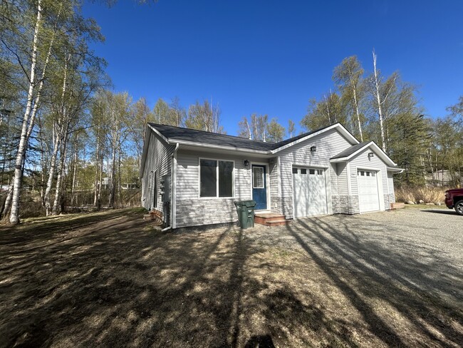 property at 1175 W Lone Cub Dr