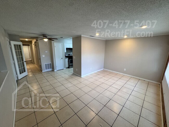 906 S Holly Ave in Sanford, FL - Building Photo - Building Photo