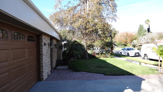 12913 Winthrop Ave in Los Angeles, CA - Building Photo - Building Photo