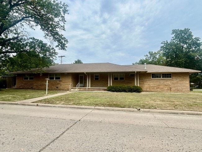 property at 4501 E 33rd St