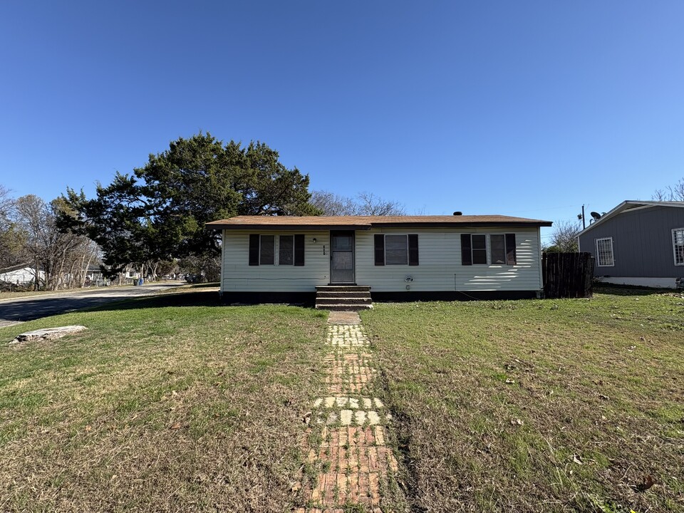 201 Dewald St in Copperas Cove, TX - Building Photo