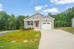 156 Harmony Trl in Broadway, NC - Building Photo