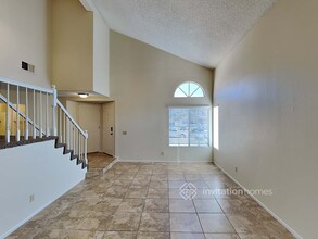 24415 Trails End Dr in Murrieta, CA - Building Photo - Building Photo