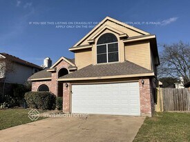 2207 Bennington Dr in Arlington, TX - Building Photo