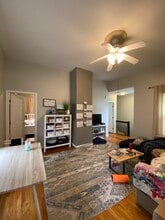 97 Moore St, Unit 3 in Cambridge, MA - Building Photo - Building Photo