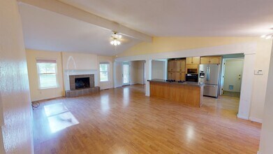 802 N Juniper St in Jenks, OK - Building Photo - Building Photo