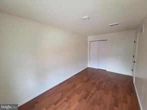 1009 Red Lion Rd in Philadelphia, PA - Building Photo - Building Photo