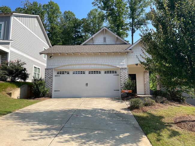 property at 3994 Valley Manor